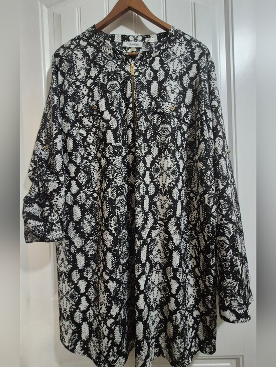 Calvin Klein Tops - Womens Plus Calvin Klein Blouse Size 2X